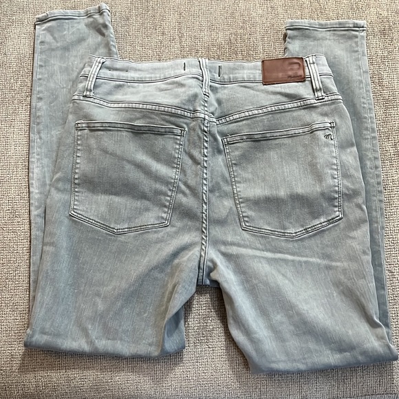 Madewell 9” High Rise Skinny Jeans - Picture 5 of 7